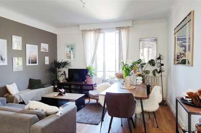 Appartement 3 pièces 765 €