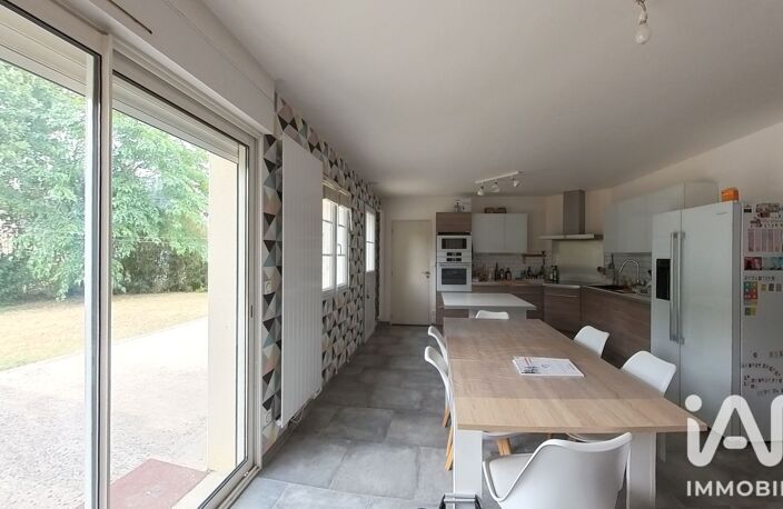 Vente Maison/villa 7 pièces — photo 2