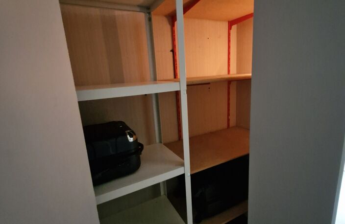 Location Appartement 1 pièce — photo 4