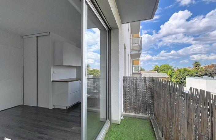 Vente appartement 2 pièces 29 m² Bordeaux (33000) — photo 2