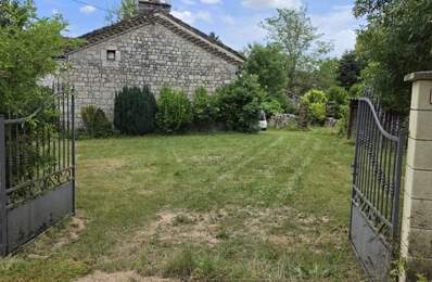 Maison en pierre de 4 pièces principales — photo du bien