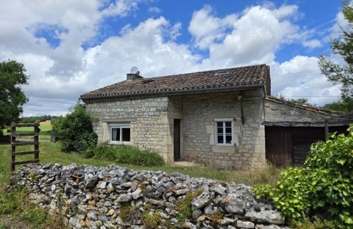 Maison en pierre de 4 pièces principales — photo 2