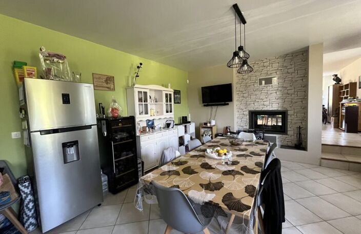 Maison en pierre de 8 pièces principales — photo 4
