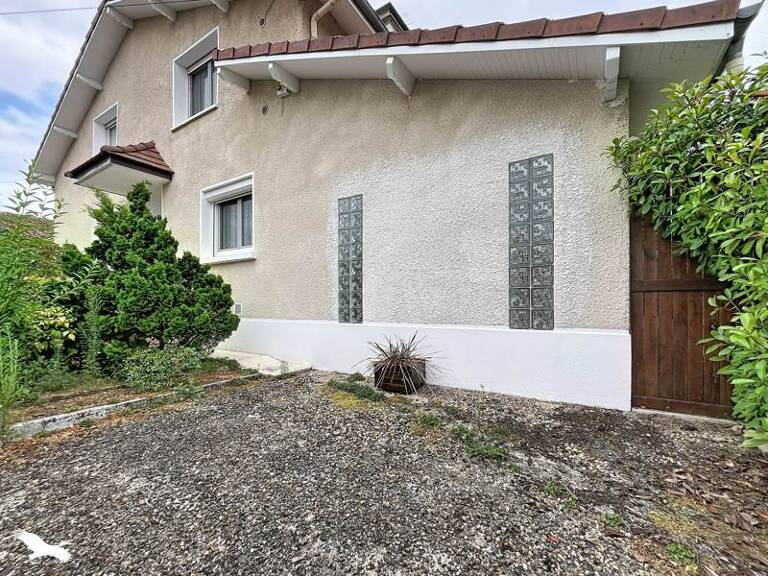 Villa de 6 pièces principales — photo 1