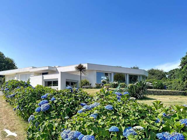 Villa de 6 pièces principales — photo du bien