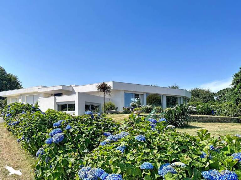 Villa de 6 pièces principales — photo 1