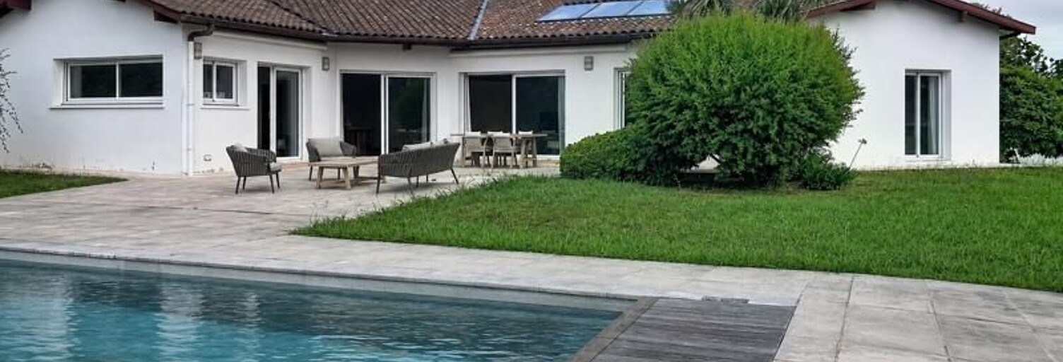 Maison 4 Pièces 230 m² à vendre à Arbonne (64210)