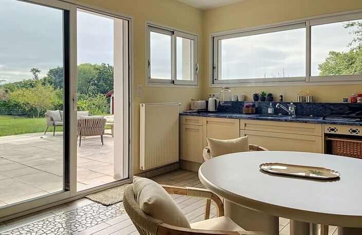 Vente maison 4 pièces 230 m² Arbonne (64210) — photo 4