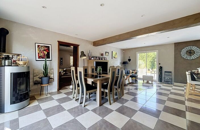 Vente maison 8 pièces 218 m² Mehun-sur-Yèvre (18500) — photo 2