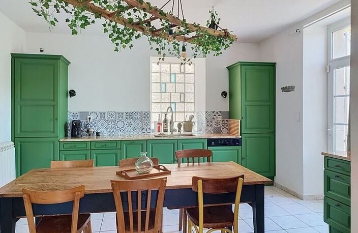 Maison en pierre de 9 pièces principales — photo 2