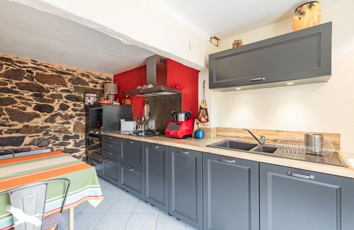Maison en pierre de 5 pièces principales — photo 3