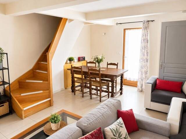 Maison de ville de 3 pièces principales — photo du bien