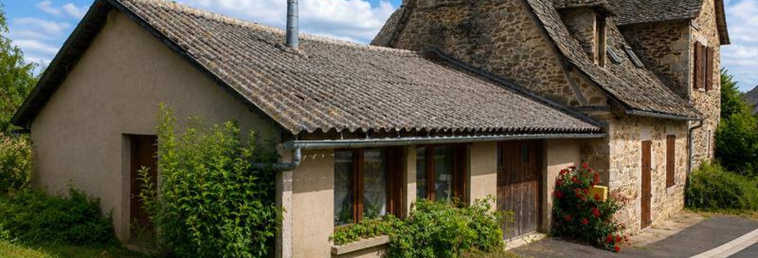 Maison 4 Pièces 64 m² à vendre à Cassaniouze (15340)