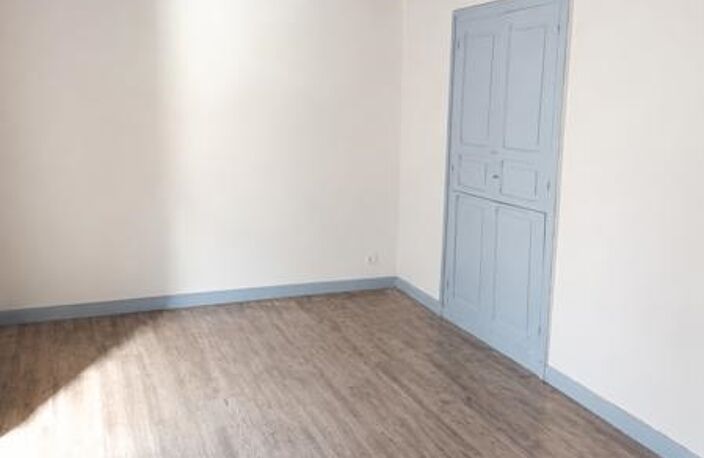 Maison en pierre de 4 pièces principales — photo 5