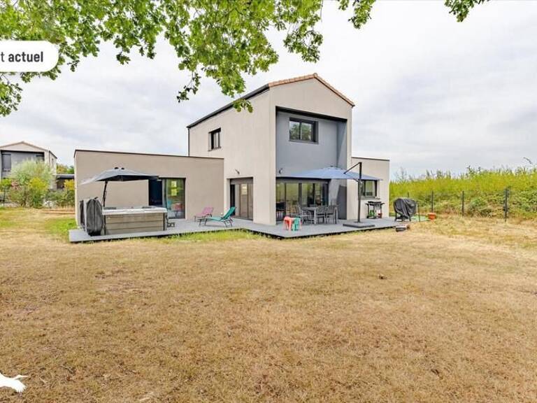 Contemporaine de 5 pièces principales — photo 1