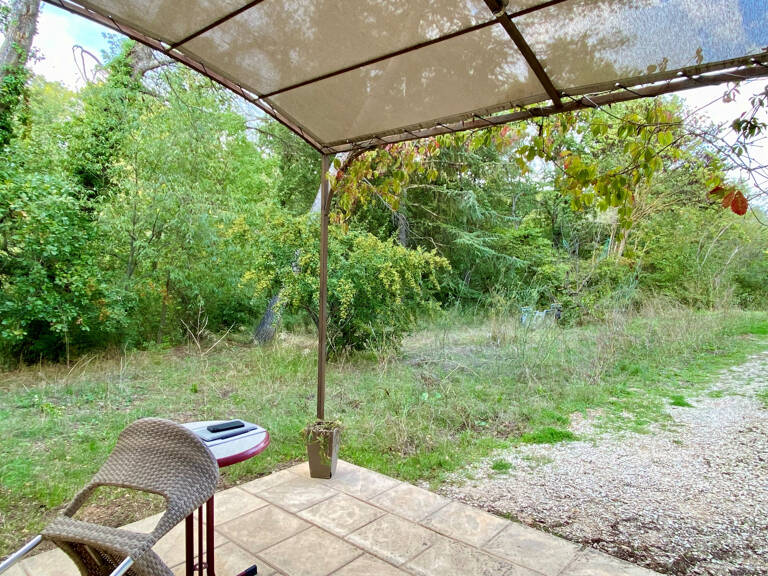 Studette meublé avec terrasse en campagne prox Aix — photo 1