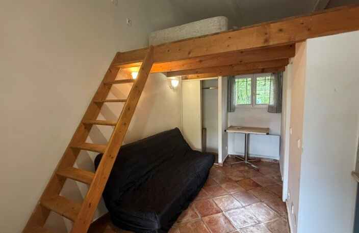 Studette meublé avec terrasse en campagne prox Aix — photo 4