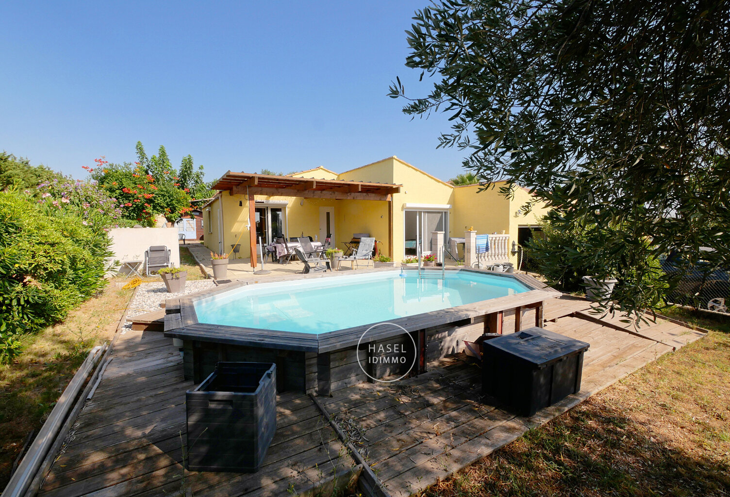 Villa en parfait état avec piscine, garage et grand jardin a — photo 1