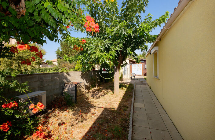 Villa en parfait état avec piscine, garage et grand jardin a — photo 3