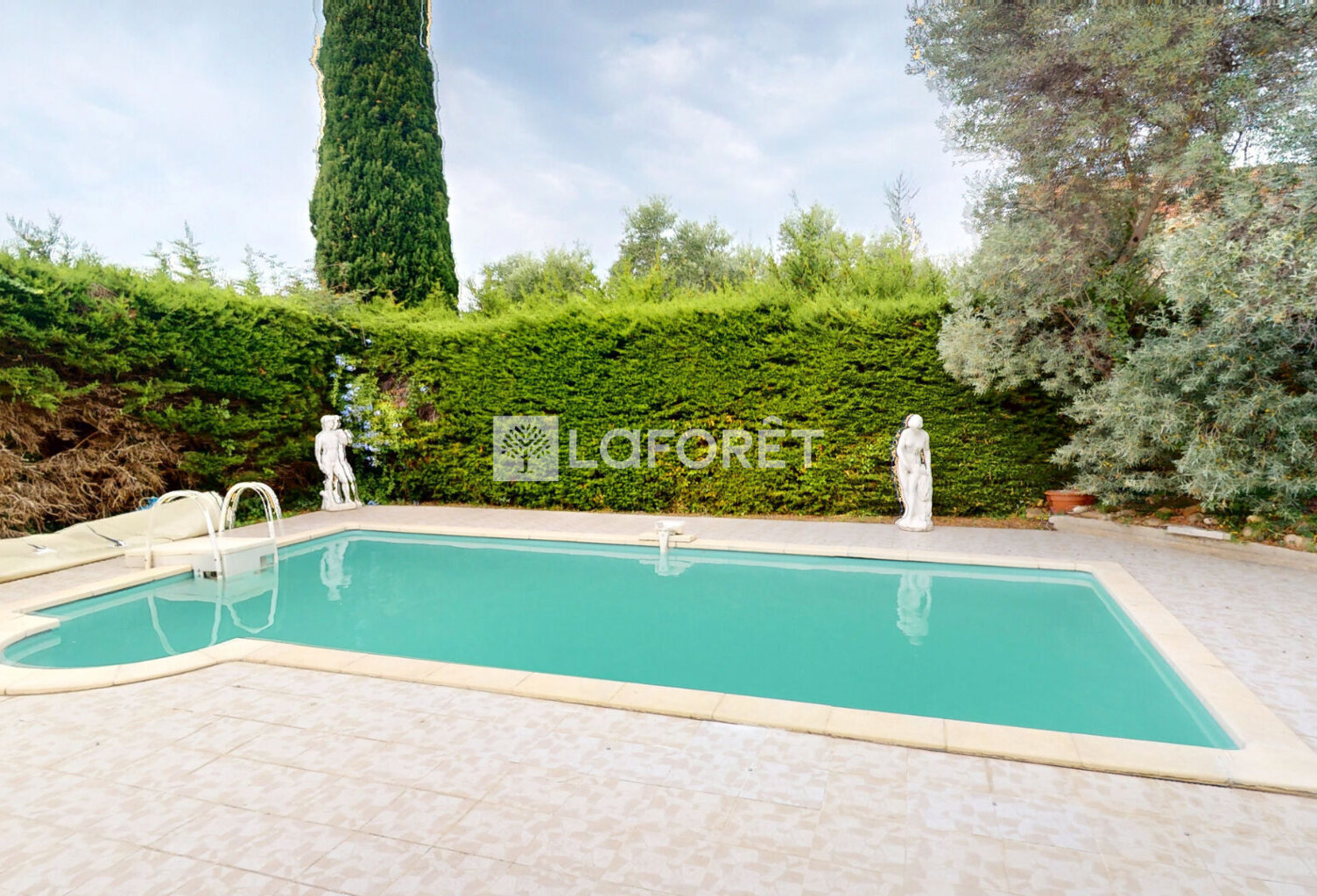 EXCLUSIVITÉ LAFORET  - Maison T4 avec piscine, garage et jardin sans vis-à-vis — photo 1