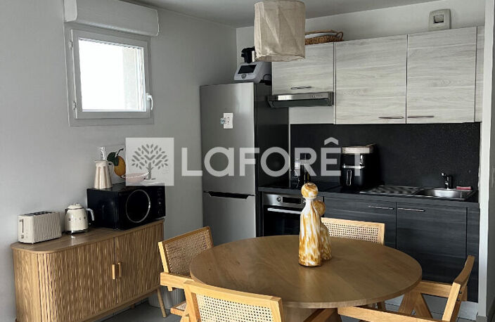 Appartement Saint Etienne 2 pièces + parking couvert, LOCATAIRE EN PLACE- POUR INVESTISSEUR — photo 3