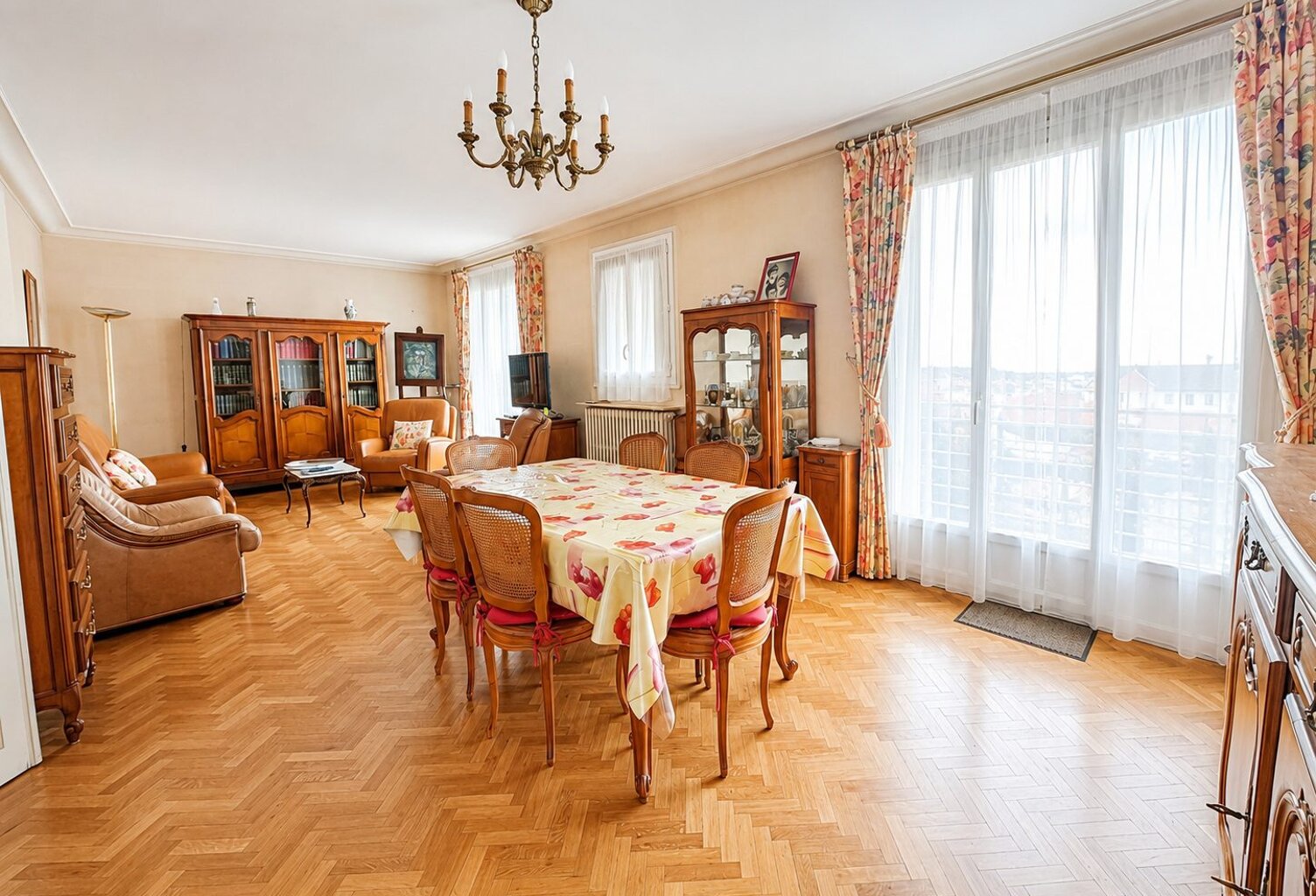 Tours Grand appartement ideal investisseur quartier Jean Royer — photo 1