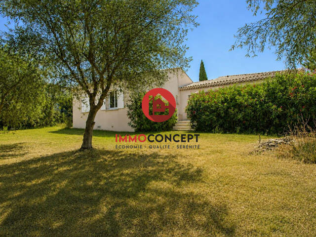 Villa récente de plain-pied  154 m²  4 chambres  Terr — photo du bien