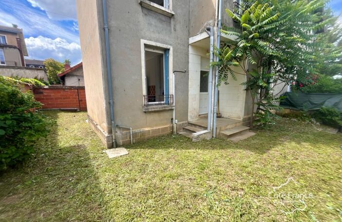 CLAMECY   Maison de 4 chambres rénovée avec jardin, cave et — photo 2