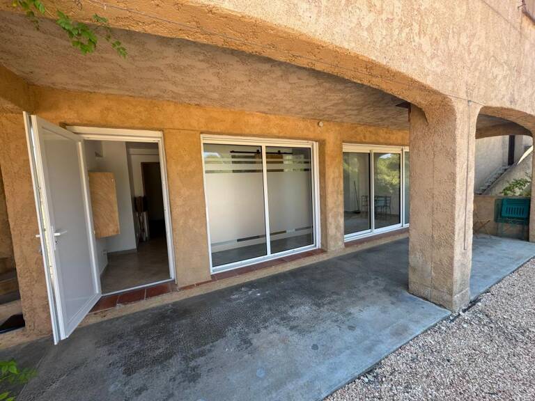 Appartement T2 - Sainte-Croix-du-Verdon — photo 1