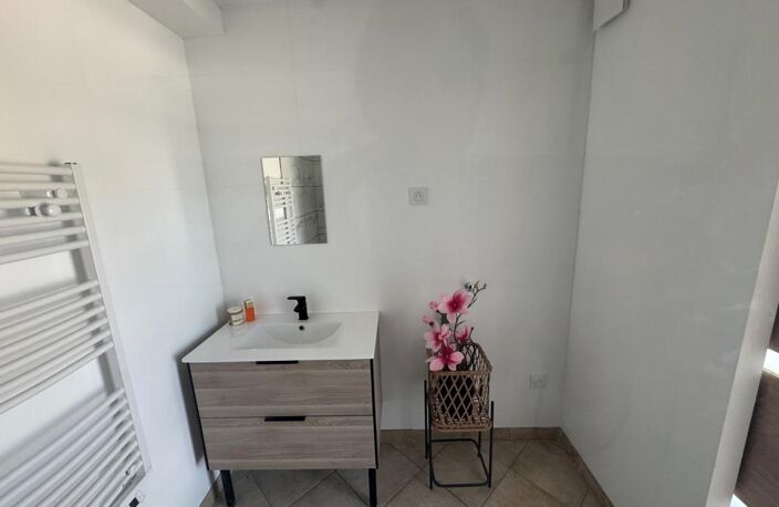 Appartement T2 - Sainte-Croix-du-Verdon — photo 5
