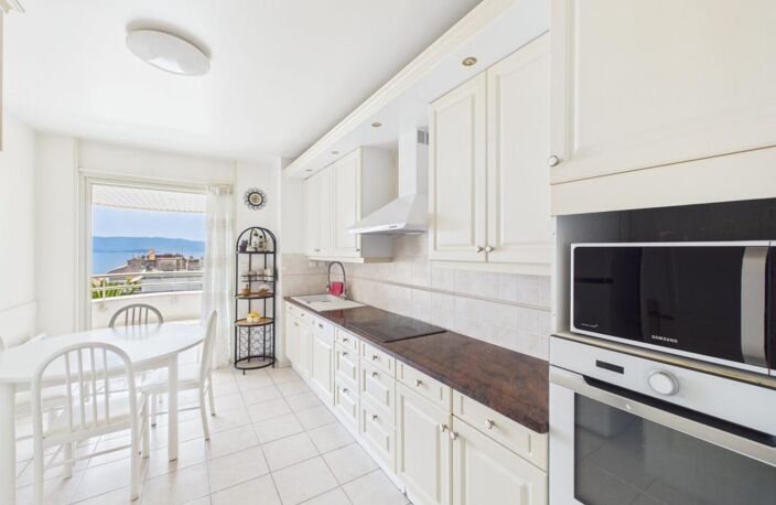 A VENDRE F4 DE STANDING- RES L'ARAUCARIA - AJACCIO — photo 3