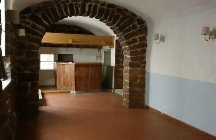 LOCAL COMMERCIAL RUE DES 3 MARIES AJACCIO — photo 2