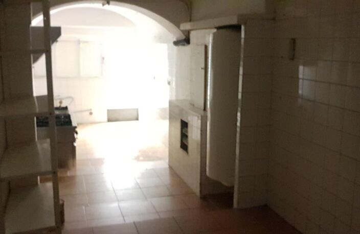 LOCAL COMMERCIAL RUE DES 3 MARIES AJACCIO — photo 3
