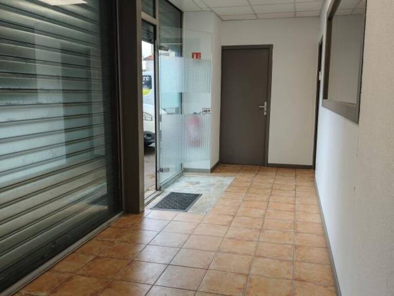 local commercial ou professionnel À Louer — photo 1