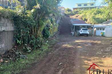 Terrain  373000 €