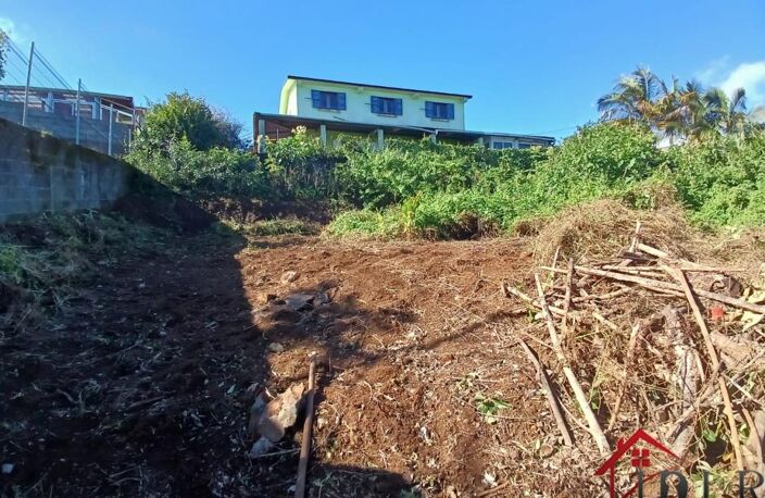En EXCLUSIVITÉ : Terrain constructible de 1 333 m2 avec vue — photo 2