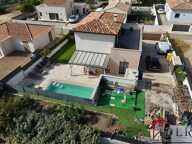 Calenzana   Villa contemporaine très récente avec piscine, a — photo 3