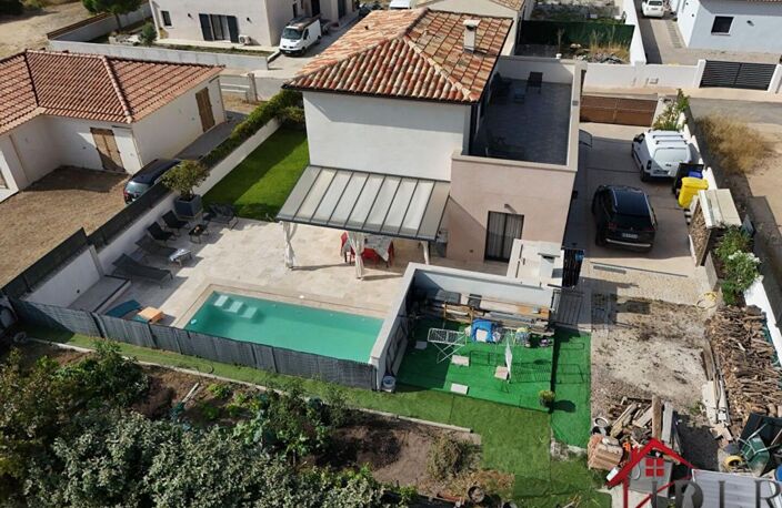 Calenzana   Villa contemporaine très récente avec piscine, a — photo 3