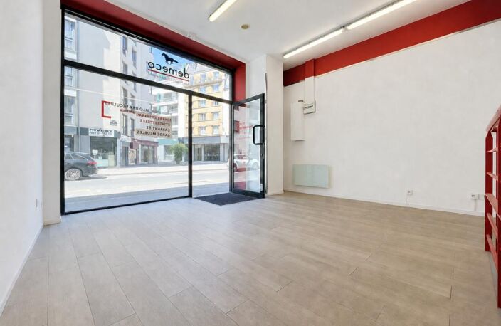 Commerce à louer - 41 m² - Paris 15 — photo 4