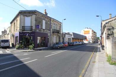 Appartement 1 pièces 700 €