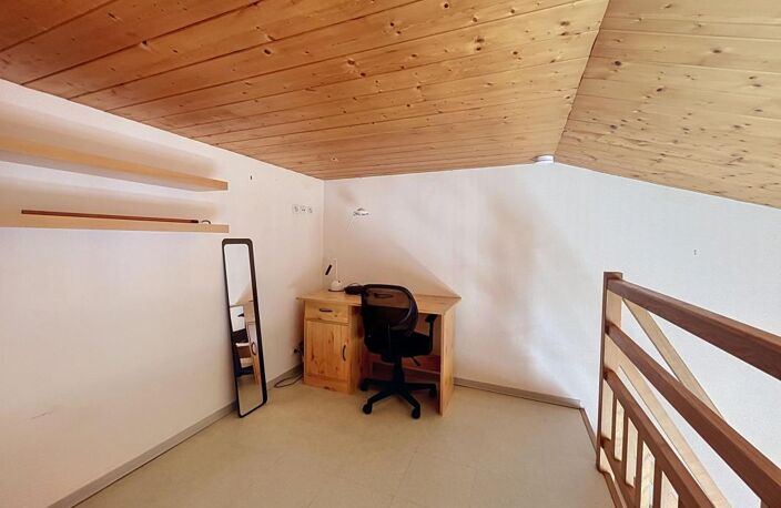 Appartement À Vendre la rochelle proche facultés — photo 4