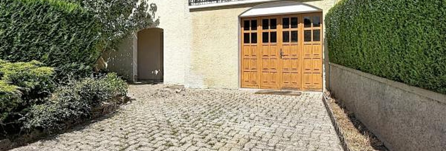 Maison 5 Pièces 158 m² à vendre à Saint-Flour (15100)