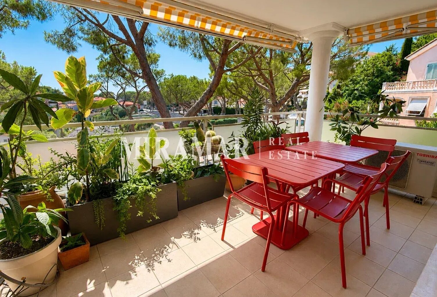 Exclusivité : Col de Villefranche / Corne d'Or — photo 1