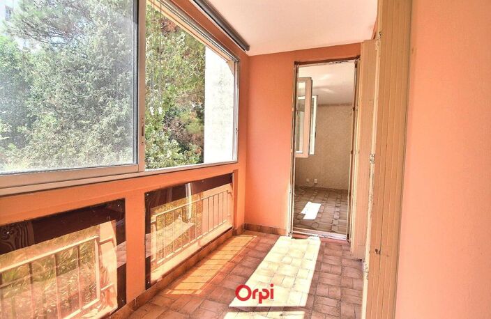 Appartement Type 3 avec Terrasse stationnement et cave Verdure / calme — photo 5