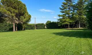 Terrain  895 m² à vendre à Saint-Michel-l'Observatoire (04870)