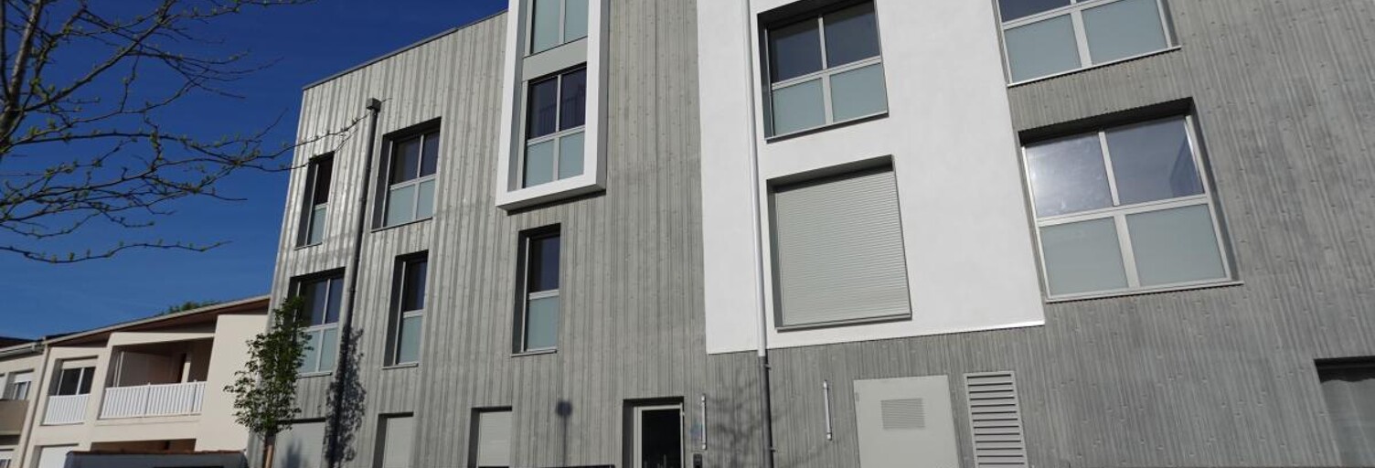 Garage   m² à vendre à La Rochelle (17000)