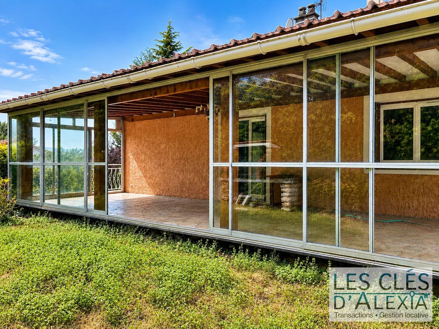 Maison M T7