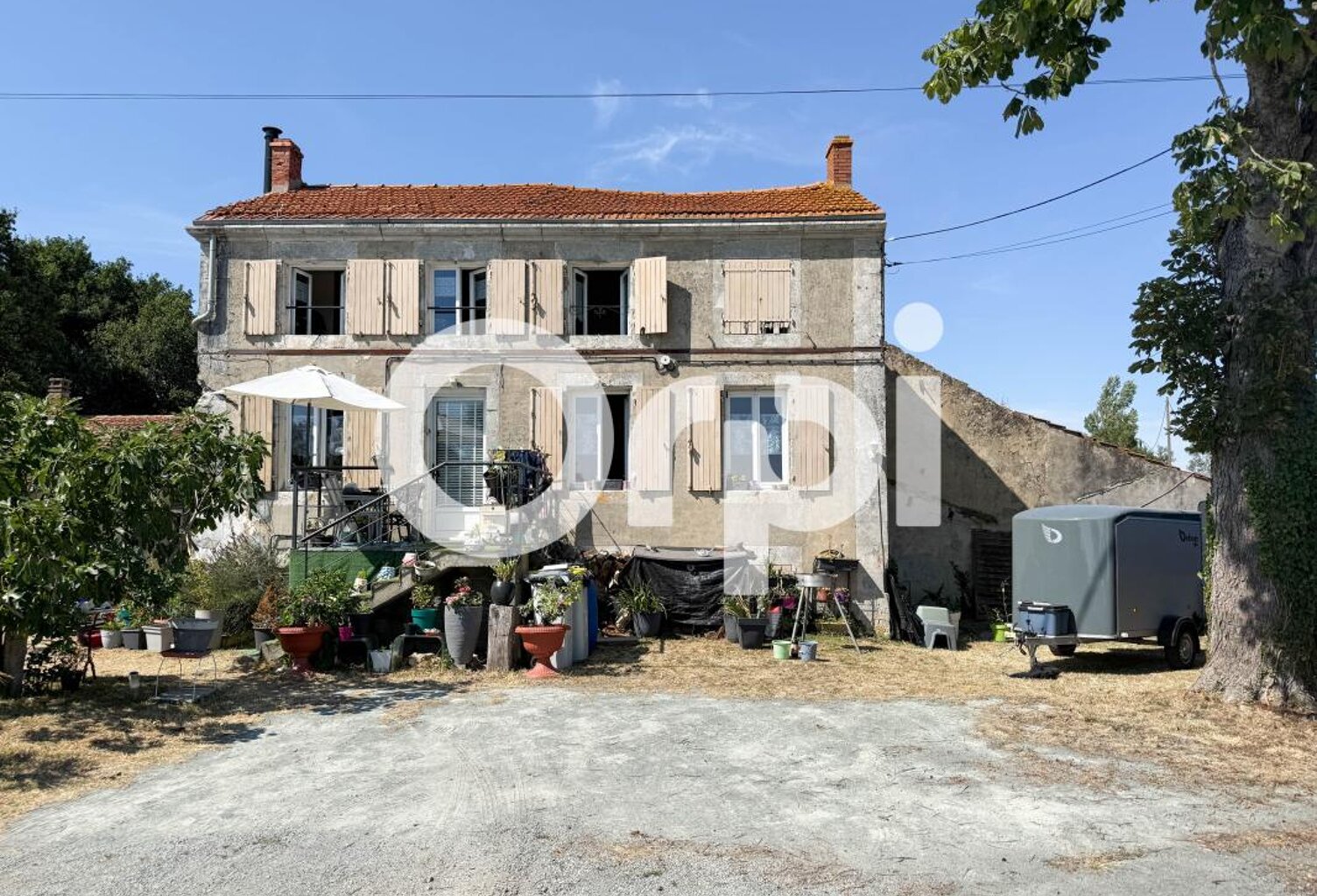 Maison À Vendre SAINT LAURENT DE LA PRÉE — photo 1