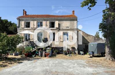 Maison À Vendre SAINT LAURENT DE LA PRÉE — photo du bien