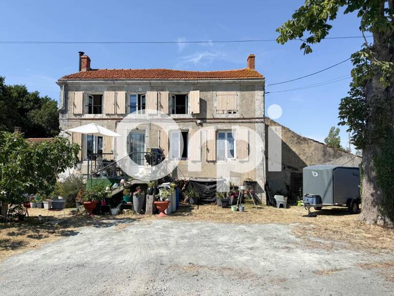 Maison À Vendre SAINT LAURENT DE LA PRÉE — photo 1